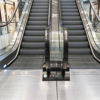 Services de contrôle des ascenseurs et des escaliers mécaniques