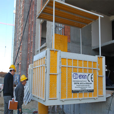 Control periódico e inspección de ascensores de construcción y ascensores de fachada.